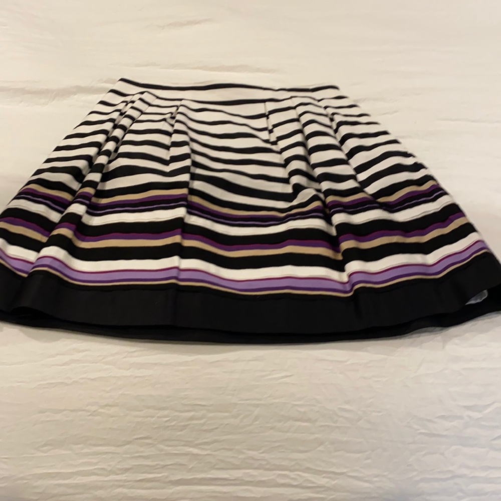 White House Black Market skirt